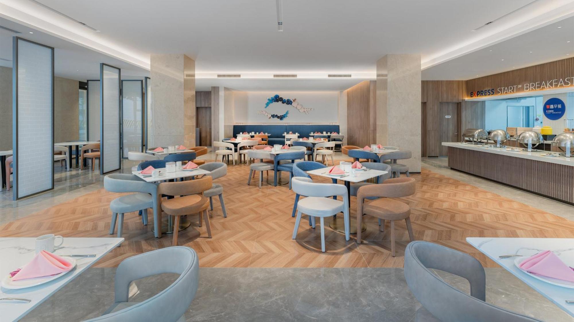 Holiday Inn Express Qingdao Shibei By Ihg Εξωτερικό φωτογραφία