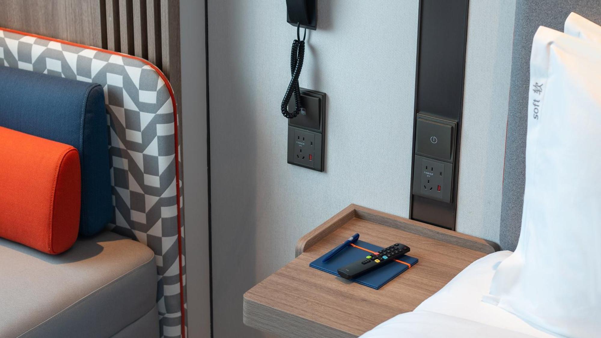 Holiday Inn Express Qingdao Shibei By Ihg Εξωτερικό φωτογραφία